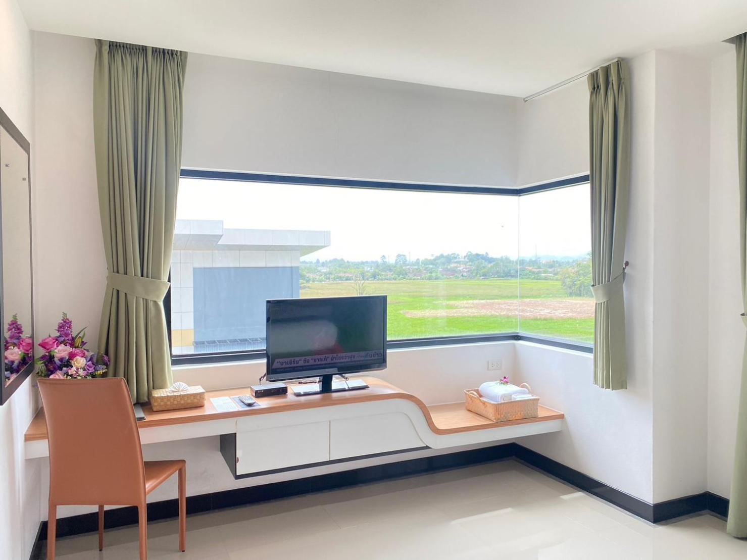 Siva Royal Hotel Phatthalung Bagian luar foto
