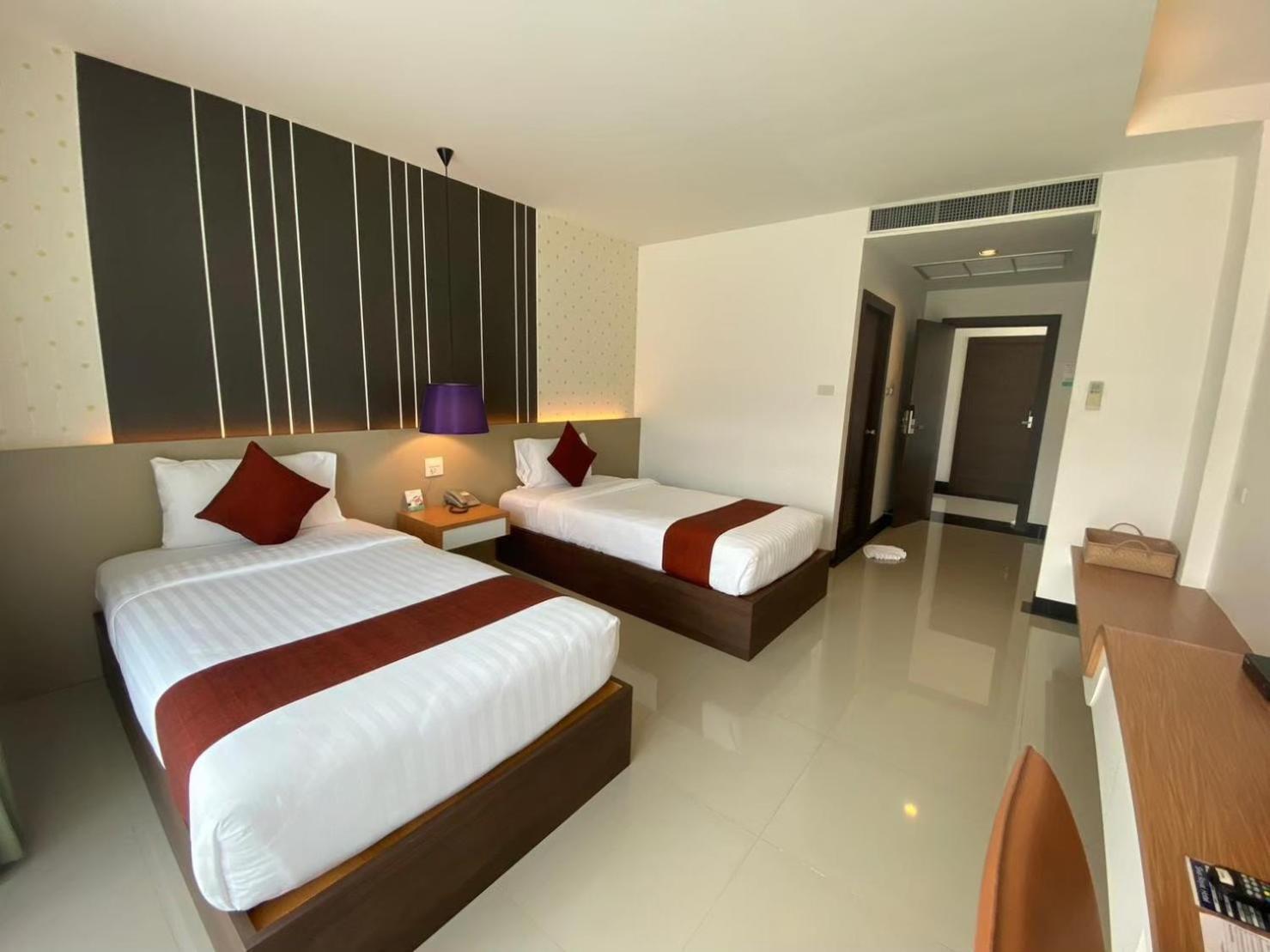Siva Royal Hotel Phatthalung Bagian luar foto
