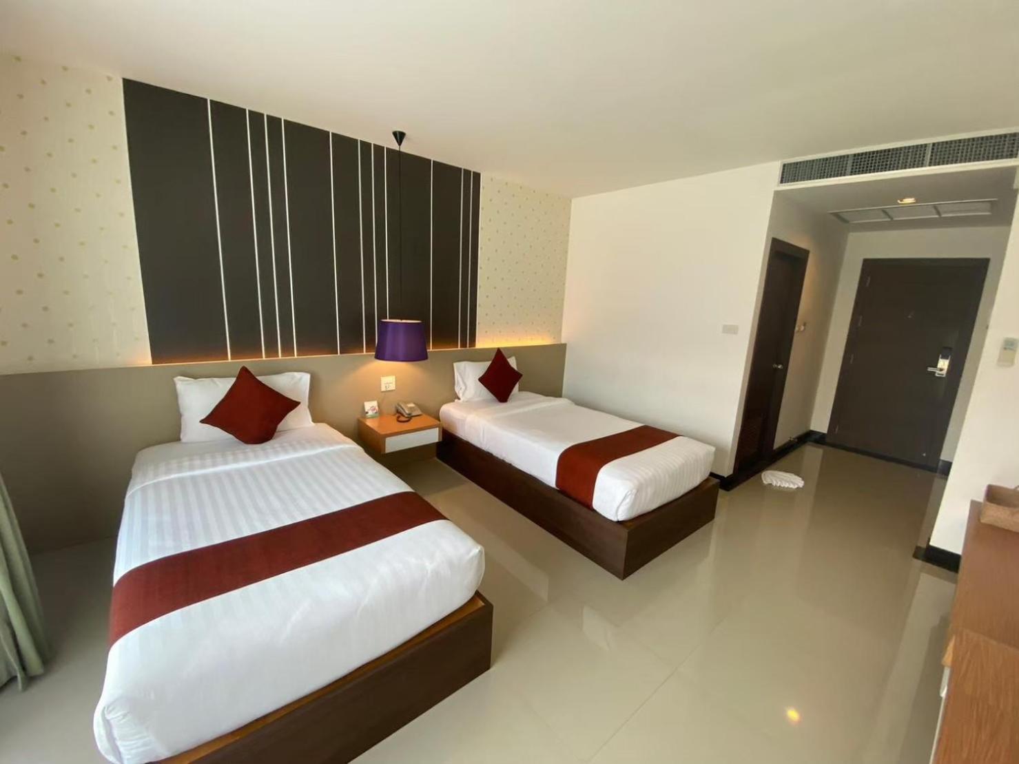 Siva Royal Hotel Phatthalung Bagian luar foto